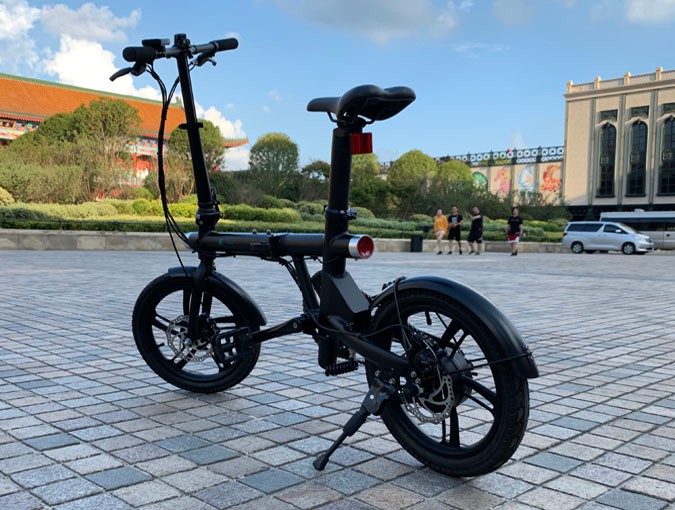 16 inch black electric bike with light